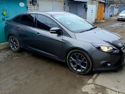 Сірий Форд Фокус, об'ємом двигуна 2 л та пробігом 227 тис. км за 3200 $, фото 1 на Automoto.ua