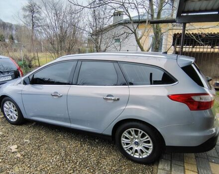 Серый Форд Фокус, объемом двигателя 2 л и пробегом 235 тыс. км за 7400 $, фото 1 на Automoto.ua