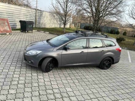 Сірий Форд Фокус, об'ємом двигуна 1 л та пробігом 213 тис. км за 6600 $, фото 1 на Automoto.ua