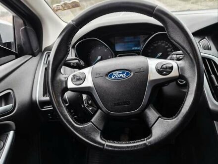 Форд Фокус 2013 у Бориславе на Automoto.ua Сірий Форд Фокус, об'ємом двигуна 1.6 л та пробігом 230 тис. км за 7900 $, фото 1 на Automoto.ua