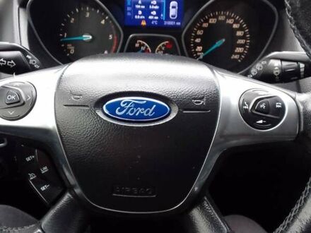 Серый Форд Фокус, объемом двигателя 1.56 л и пробегом 318 тыс. км за 8599 $, фото 1 на Automoto.ua