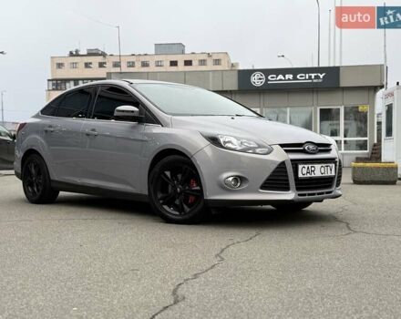 Серый Форд Фокус, объемом двигателя 1 л и пробегом 243 тыс. км за 5300 $, фото 1 на Automoto.ua