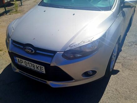 Сірий Форд Фокус, об'ємом двигуна 1 л та пробігом 238 тис. км за 6500 $, фото 1 на Automoto.ua