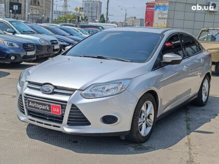 Форд Фокус 2013 в Харькове на Automoto.ua Серый Форд Фокус, объемом двигателя 2 л и пробегом 134 тыс. км за 7490 $, фото 1 на Automoto.ua