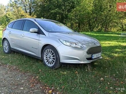 Сірий Форд Фокус, об'ємом двигуна 0 л та пробігом 93 тис. км за 7300 $, фото 1 на Automoto.ua