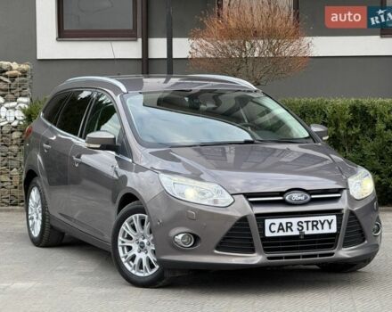 Сірий Форд Фокус, об'ємом двигуна 1.6 л та пробігом 230 тис. км за 8600 $, фото 1 на Automoto.ua