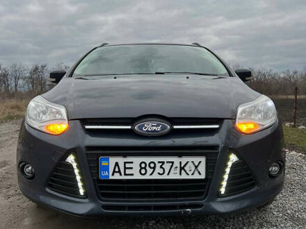 Форд Фокус 2013 в Кривом Роге на Automoto.ua Серый Форд Фокус, объемом двигателя 1 л и пробегом 162 тыс. км за 6800 $, фото 1 на Automoto.ua