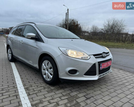 Сірий Форд Фокус, об'ємом двигуна 2 л та пробігом 253 тис. км за 7950 $, фото 1 на Automoto.ua