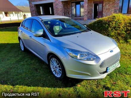 Сірий Форд Фокус, об'ємом двигуна 0 л та пробігом 93 тис. км за 7200 $, фото 1 на Automoto.ua