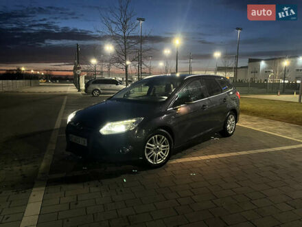 Сірий Форд Фокус, об'ємом двигуна 1.56 л та пробігом 244 тис. км за 9300 $, фото 1 на Automoto.ua