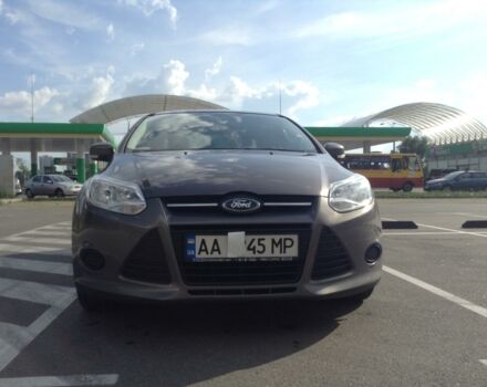 Сірий Форд Фокус, об'ємом двигуна 1 л та пробігом 71 тис. км за 9200 $, фото 1 на Automoto.ua