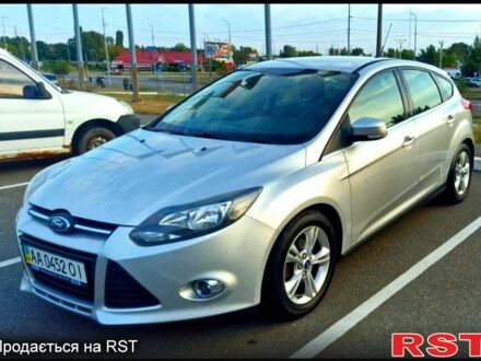 Сірий Форд Фокус, об'ємом двигуна 1 л та пробігом 175 тис. км за 6100 $, фото 1 на Automoto.ua