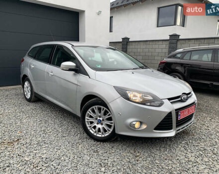 Сірий Форд Фокус, об'ємом двигуна 1.6 л та пробігом 236 тис. км за 7950 $, фото 1 на Automoto.ua