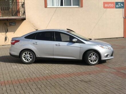 Форд Фокус 2014 в Ровно на Automoto.ua Серый Форд Фокус, объемом двигателя 2 л и пробегом 210 тыс. км за 6499 $, фото 1 на Automoto.ua