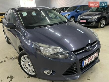Серый Форд Фокус, объемом двигателя 1.6 л и пробегом 211 тыс. км за 8900 $, фото 1 на Automoto.ua
