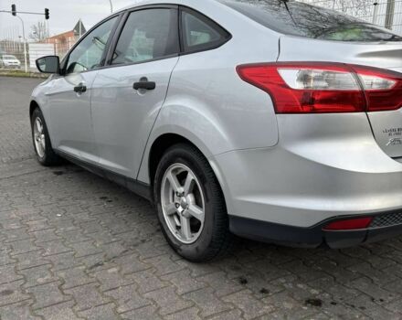 Сірий Форд Фокус, об'ємом двигуна 2 л та пробігом 243 тис. км за 5748 $, фото 1 на Automoto.ua