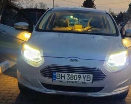 Сірий Форд Фокус, об'ємом двигуна 0 л та пробігом 180 тис. км за 8000 $, фото 1 на Automoto.ua