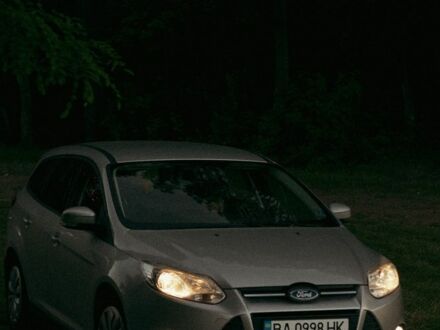 Серый Форд Фокус, объемом двигателя 2 л и пробегом 120 тыс. км за 8200 $, фото 1 на Automoto.ua