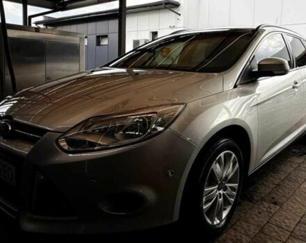 Серый Форд Фокус, объемом двигателя 1.6 л и пробегом 153 тыс. км за 9490 $, фото 1 на Automoto.ua