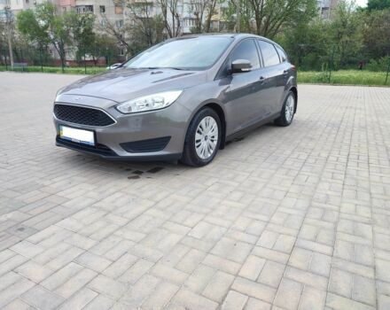 Серый Форд Фокус, объемом двигателя 1 л и пробегом 38 тыс. км за 9500 $, фото 1 на Automoto.ua