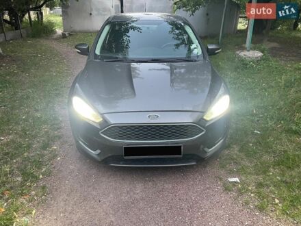 Сірий Форд Фокус, об'ємом двигуна 2 л та пробігом 175 тис. км за 8300 $, фото 1 на Automoto.ua