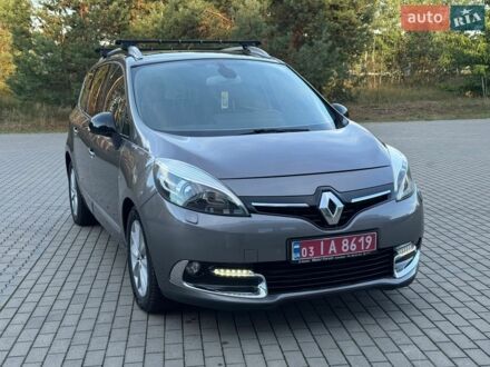 Серый Форд Фокус, объемом двигателя 2 л и пробегом 145 тыс. км за 9500 $, фото 1 на Automoto.ua
