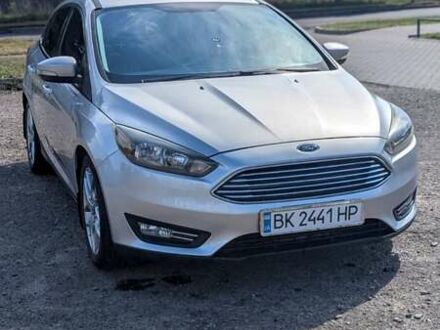 Форд Фокус 2015 в Ковель на Automoto.ua Серый Форд Фокус, объемом двигателя 2.01 л и пробегом 184 тыс. км за 8200 $, фото 1 на Automoto.ua