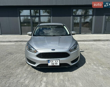 Сірий Форд Фокус, об'ємом двигуна 2 л та пробігом 203 тис. км за 8000 $, фото 1 на Automoto.ua