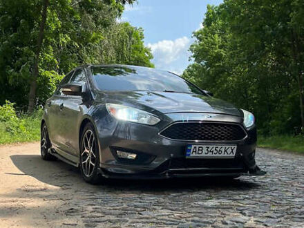 Форд Фокус 2015 в Виннице на Automoto.ua Серый Форд Фокус, объемом двигателя 2.01 л и пробегом 122 тыс. км за 8299 $, фото 1 на Automoto.ua