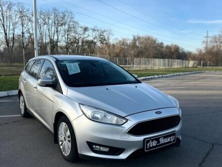 Сірий Форд Фокус, об'ємом двигуна 0 л та пробігом 229 тис. км за 8300 $, фото 1 на Automoto.ua