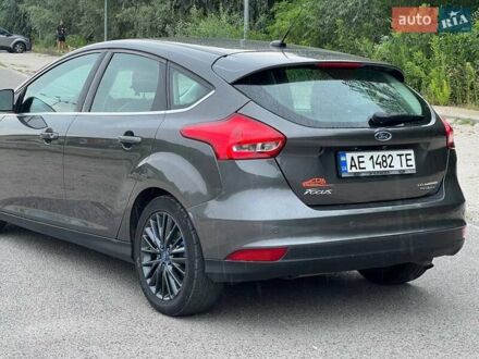 Сірий Форд Фокус, об'ємом двигуна 2 л та пробігом 150 тис. км за 8799 $, фото 1 на Automoto.ua