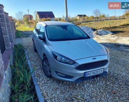 Сірий Форд Фокус, об'ємом двигуна 1.5 л та пробігом 240 тис. км за 9800 $, фото 1 на Automoto.ua