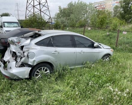 Сірий Форд Фокус, об'ємом двигуна 2 л та пробігом 80 тис. км за 5500 $, фото 1 на Automoto.ua