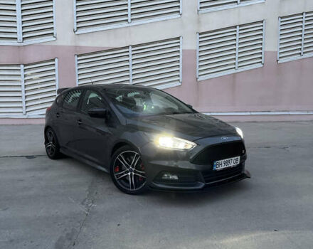 Форд Фокус 2015 в Одессе на Automoto.ua Серый Форд Фокус, объемом двигателя 2 л и пробегом 99 тыс. км за 11999 $, фото 1 на Automoto.ua
