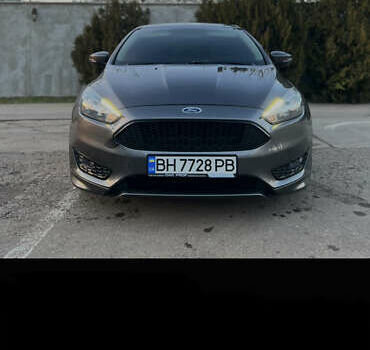 Серый Форд Фокус, объемом двигателя 2 л и пробегом 149 тыс. км за 8999 $, фото 1 на Automoto.ua