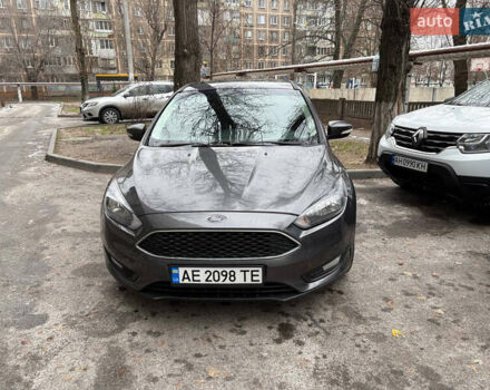 Серый Форд Фокус, объемом двигателя 2 л и пробегом 60 тыс. км за 9500 $, фото 1 на Automoto.ua