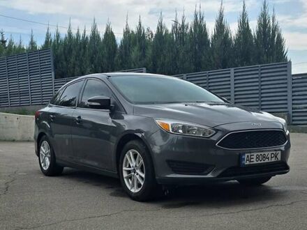 Форд Фокус 2015 в Днепре (Днепропетровске) на Automoto.ua Серый Форд Фокус, объемом двигателя 2 л и пробегом 185 тыс. км за 8200 $, фото 1 на Automoto.ua