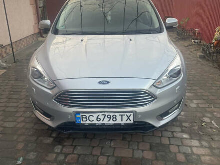 Серый Форд Фокус, объемом двигателя 1.5 л и пробегом 205 тыс. км за 9000 $, фото 1 на Automoto.ua