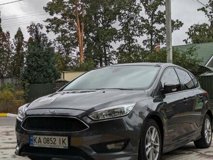 Сірий Форд Фокус, об'ємом двигуна 1 л та пробігом 153 тис. км за 8800 $, фото 1 на Automoto.ua