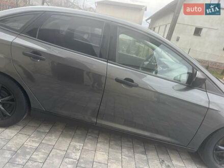 Сірий Форд Фокус, об'ємом двигуна 2 л та пробігом 110 тис. км за 8500 $, фото 1 на Automoto.ua