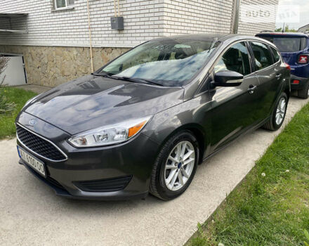 Сірий Форд Фокус, об'ємом двигуна 2 л та пробігом 110 тис. км за 8500 $, фото 1 на Automoto.ua