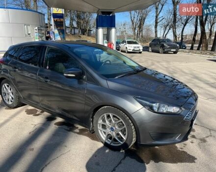 Серый Форд Фокус, объемом двигателя 2 л и пробегом 115 тыс. км за 7400 $, фото 1 на Automoto.ua