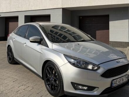 Серый Форд Фокус, объемом двигателя 2 л и пробегом 89 тыс. км за 11000 $, фото 1 на Automoto.ua