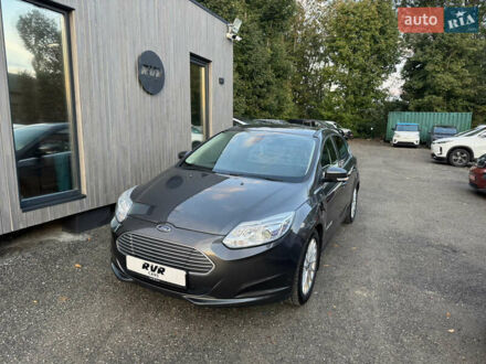 Серый Форд Фокус, объемом двигателя 0 л и пробегом 95 тыс. км за 7300 $, фото 1 на Automoto.ua