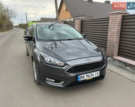 Сірий Форд Фокус, об'ємом двигуна 2 л та пробігом 187 тис. км за 8300 $, фото 1 на Automoto.ua