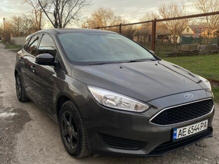 Серый Форд Фокус, объемом двигателя 1 л и пробегом 167 тыс. км за 7000 $, фото 1 на Automoto.ua