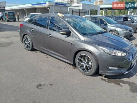 Серый Форд Фокус, объемом двигателя 2 л и пробегом 199 тыс. км за 9600 $, фото 1 на Automoto.ua