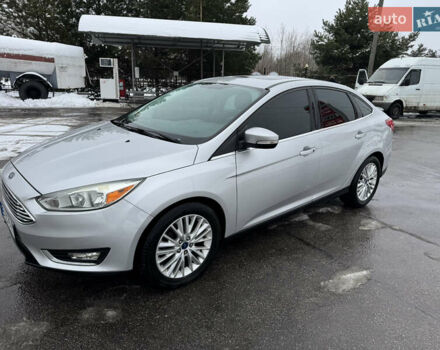 Сірий Форд Фокус, об'ємом двигуна 2 л та пробігом 130 тис. км за 10800 $, фото 1 на Automoto.ua