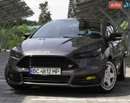 Сірий Форд Фокус, об'ємом двигуна 2 л та пробігом 116 тис. км за 12500 $, фото 1 на Automoto.ua