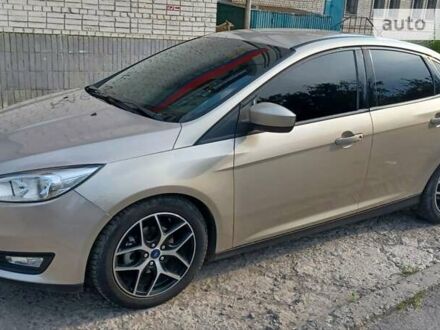 Серый Форд Фокус, объемом двигателя 1 л и пробегом 118 тыс. км за 8700 $, фото 1 на Automoto.ua